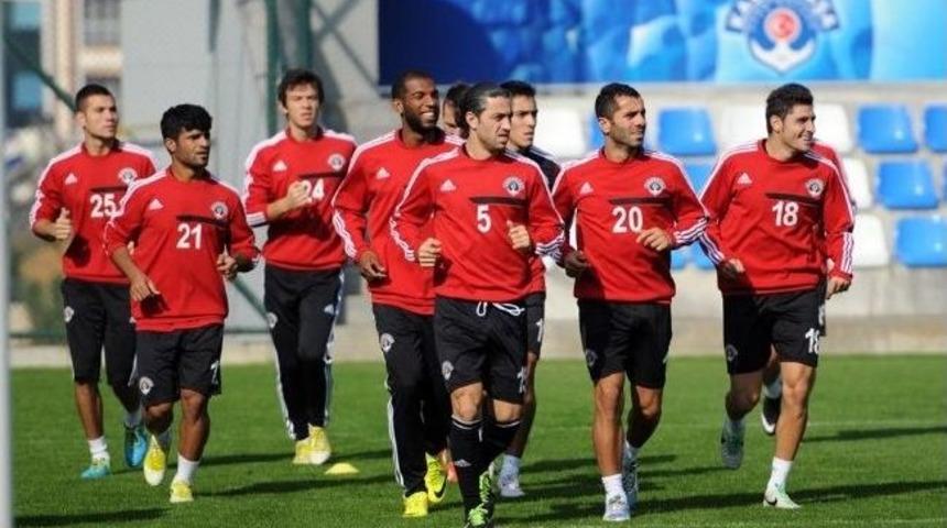 Kasımpaşa, Gen&ccedil;lerbirliği Ma&ccedil;ı Hazırlıklarını S&uuml;rd&uuml;r&uuml;yor