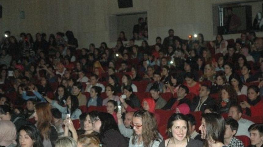 Matiz Afa K&uuml;lt&uuml;r Merkezinde Hayranlarıyla Buluştu