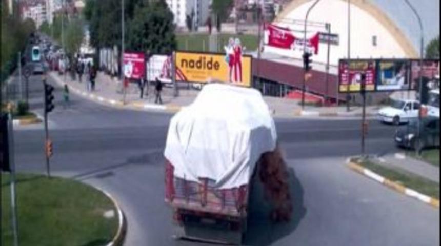 Uşak&rsquo;ta Mobeselere Takılan Kazalar