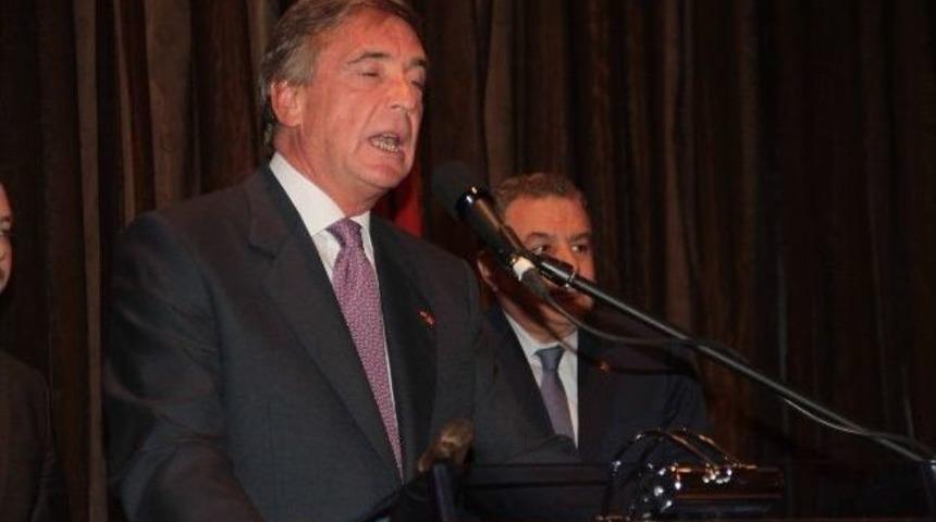 İspanya Milli G&uuml;n&uuml; Kutlandı