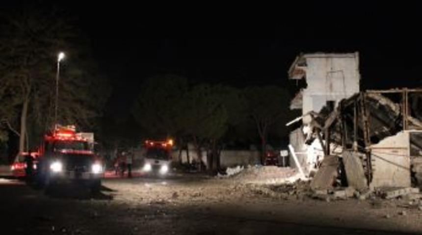 &Ccedil;&ouml;ken Metruk Bina Korkuttu