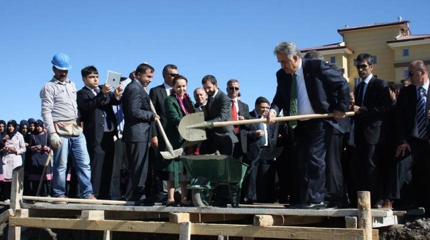 &lsquo;Ağrı&rsquo;ya 599 Milyon 940 Bin TL Eğitim Harcaması Yapıldı&rsquo;