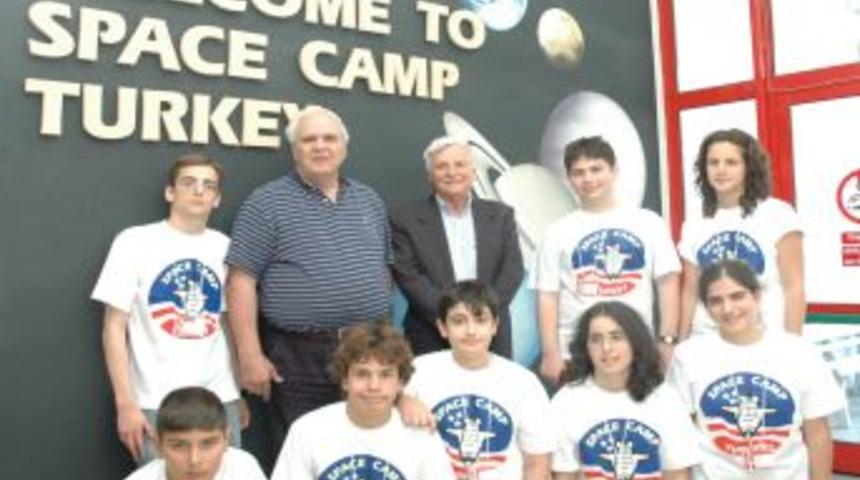 Uzay Kampı T&uuml;rkiye'nin Destek&ccedil;isi Amerikalı Işadamı &Ouml;ld&uuml;