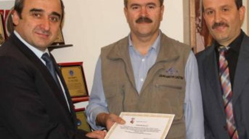 Başkan Yazıcı D&uuml;nya Gazete Dağıtıcıları G&uuml;n&uuml;'n&uuml; Kutladı