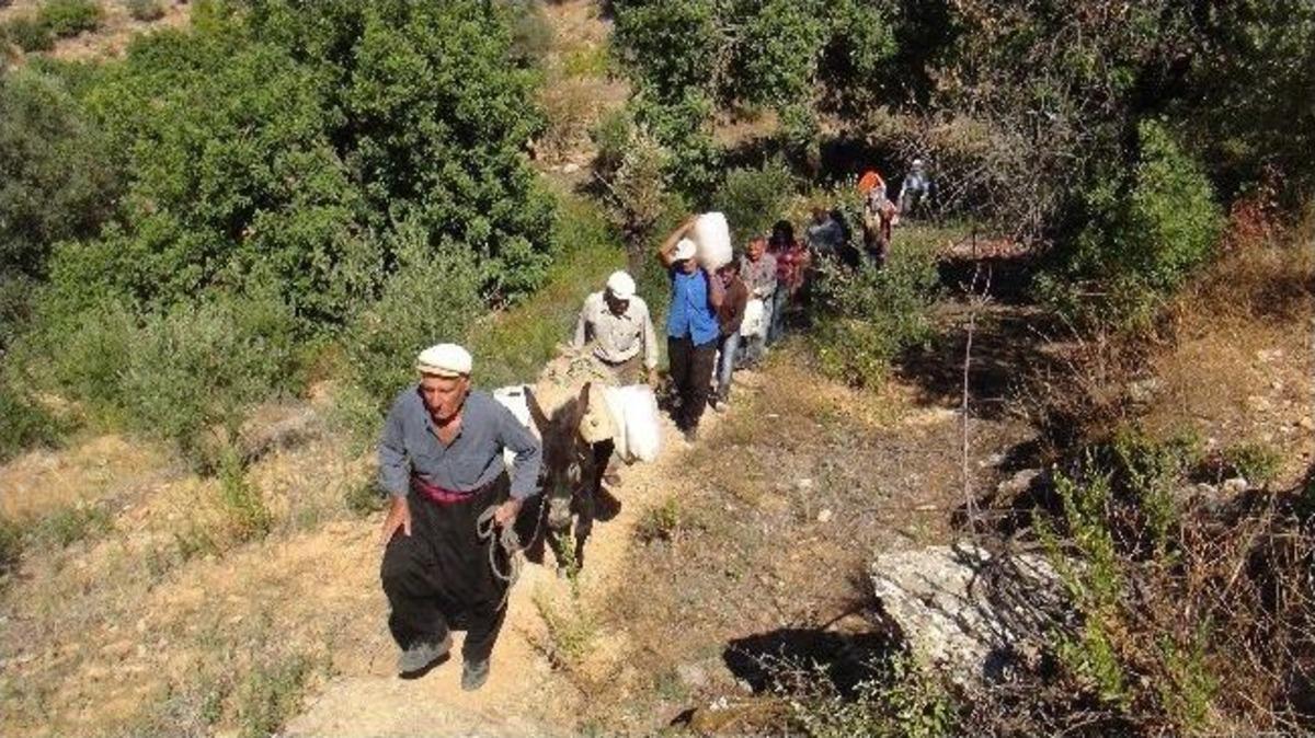 Yetkililerin su'dan bahaneleri bin 700 n&uuml;fuslu k&ouml;y&uuml; susuz bıraktı