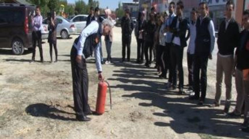 Elazığ İtfaiyesi&rsquo;nden Yangın Tatbikatı