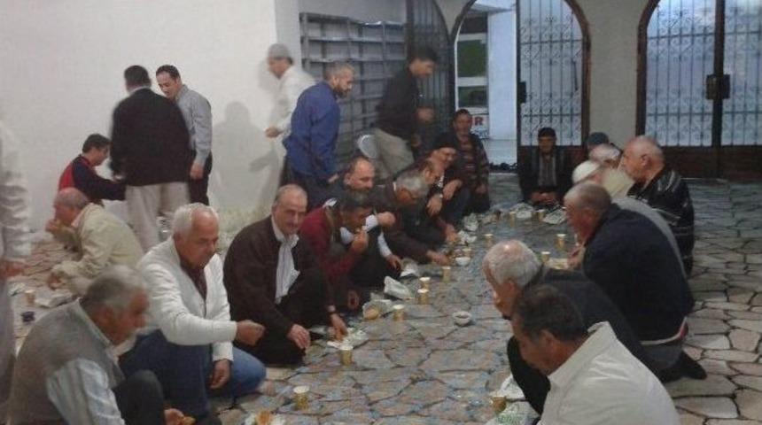 Camide Hadis Sohbeti Ve Kahvaltı Etkinliği