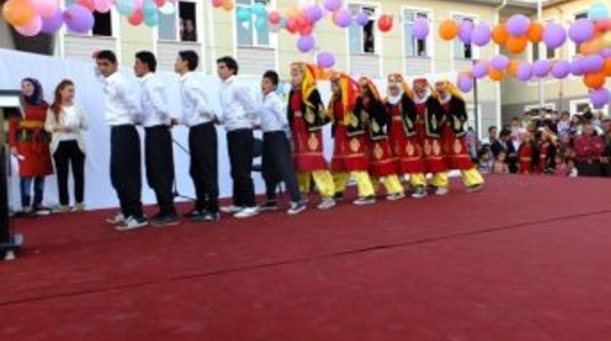 Harran Konteyner Kentte Eğitim &Ouml;ğretim Yılı T&ouml;renle Başladı