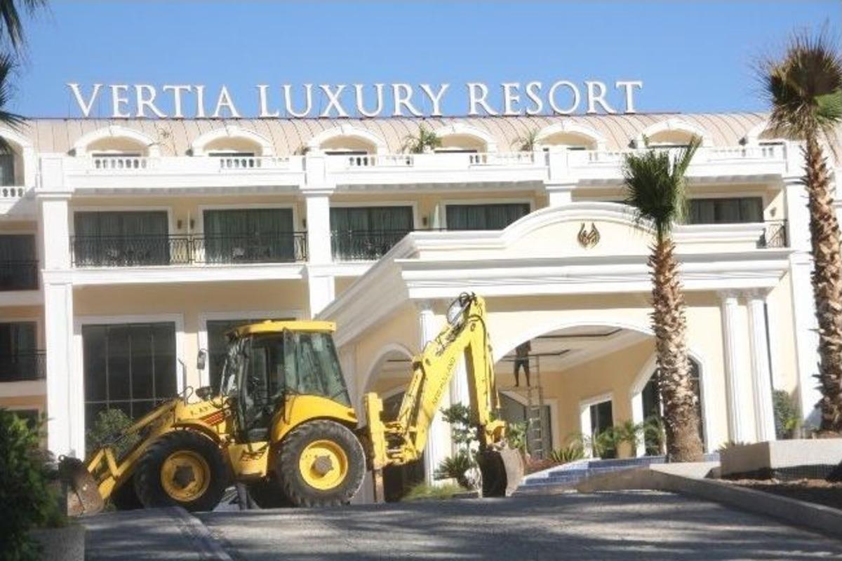 Otel &Ouml;n&uuml;nde 'alacak' Eylemi