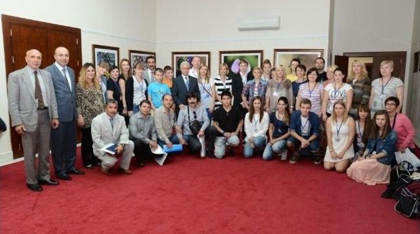 Zihni Aldırmaz&rsquo;ın Avrupalı Konukları