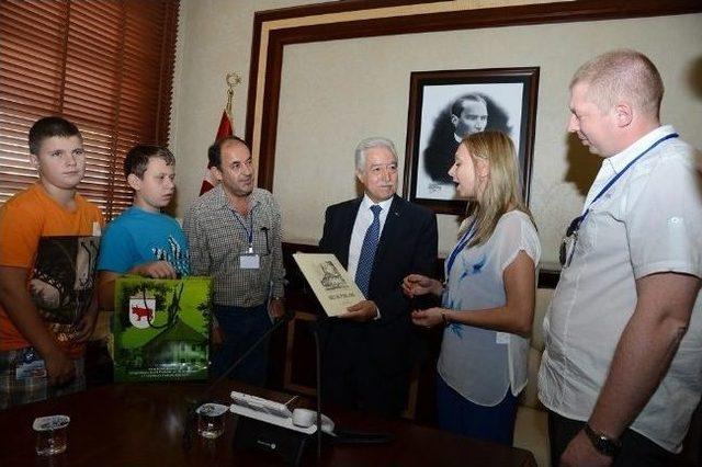 Zihni Aldırmaz&rsquo;ın Avrupalı Konukları 2