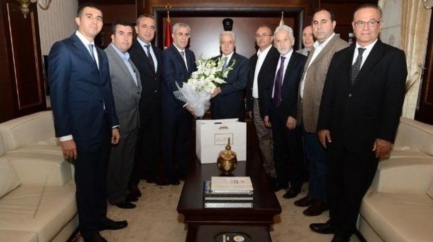 Zeki Kıvan&ccedil; Aldırmaz&rsquo;ı Kutladı