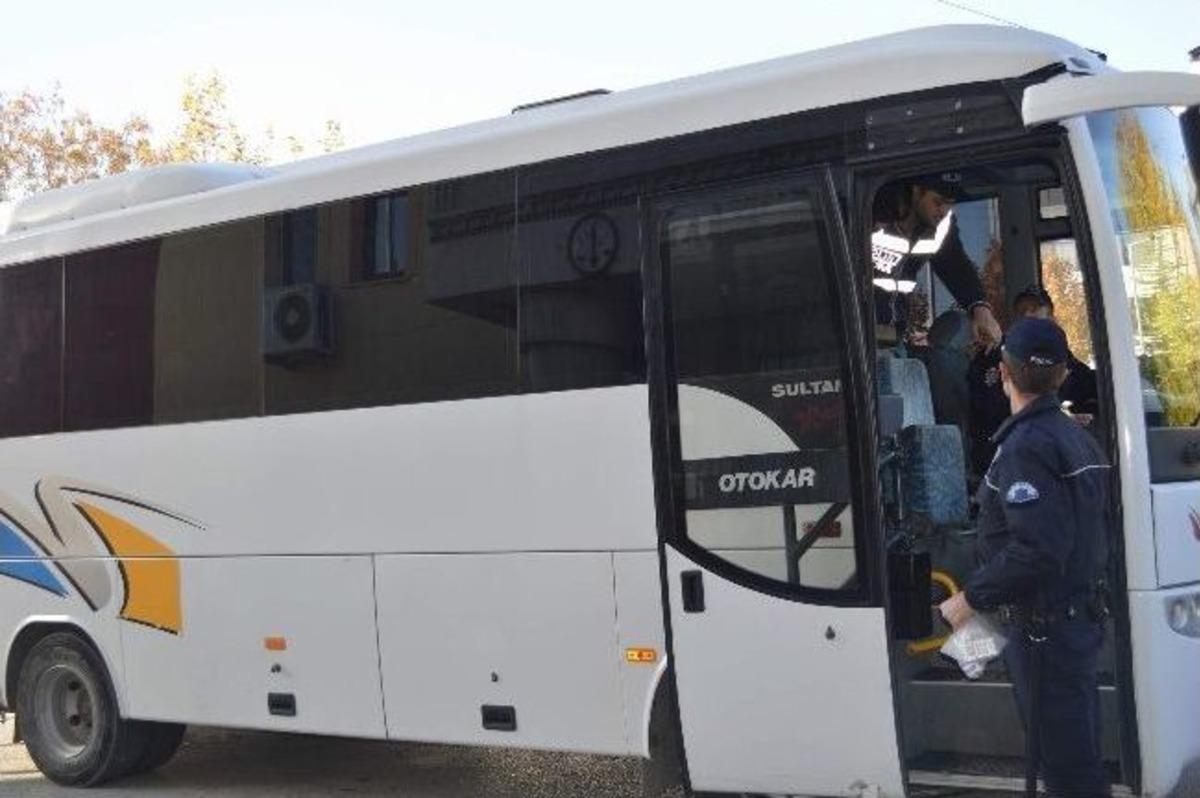 Afyonkarahisar&rsquo;da Uyuşturucu &Ccedil;etesine Operasyon