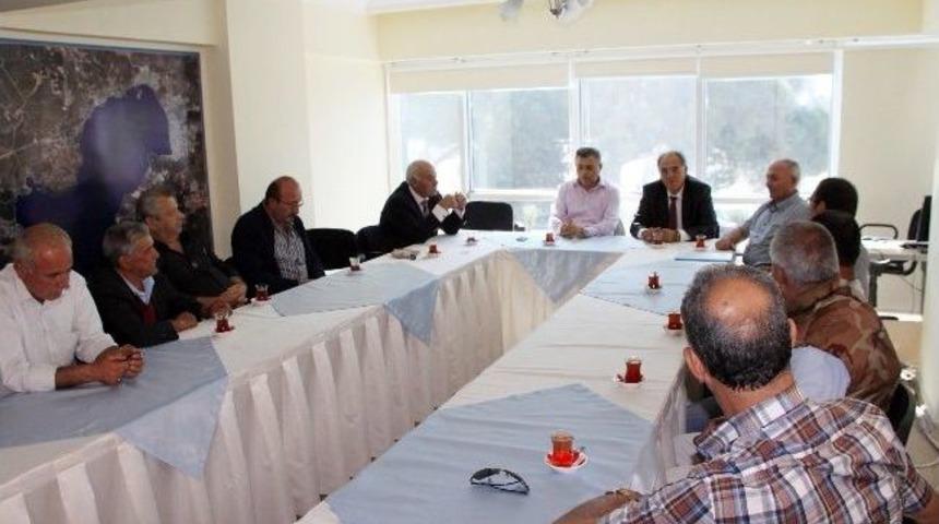 Eski Başkan Yeniden G&ouml;reve Talip&hellip;