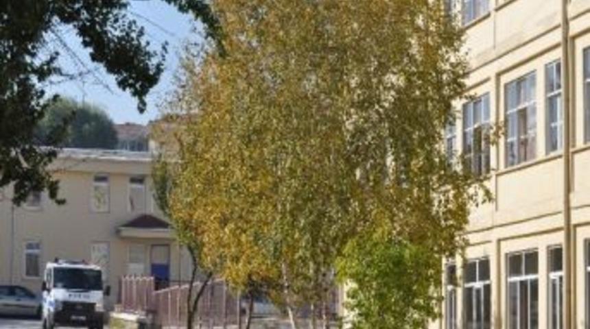 Eskişehir'de 3&rsquo;&uuml;nc&uuml; Kattan D&uuml;şen Teknisyen &Ouml;ld&uuml;