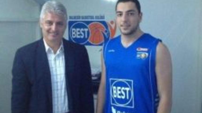 Best, Da&ccedil;kalı Merthan'ı Kadrosuna Kattı