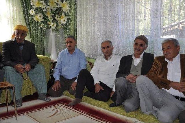 Pkk’nın Kaçırdığı Korucubaşı Ailesine Kavuştu 1