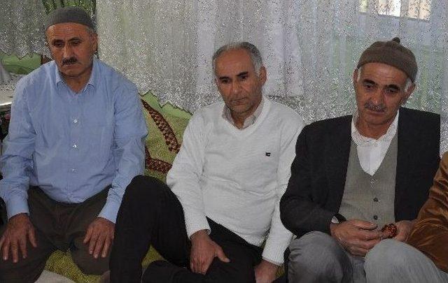 Pkk’nın Kaçırdığı Korucubaşı Ailesine Kavuştu 2