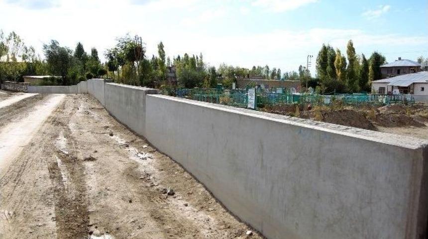 Mezarlıkların Peyzaj &Ccedil;alışmaları Tamamlandı