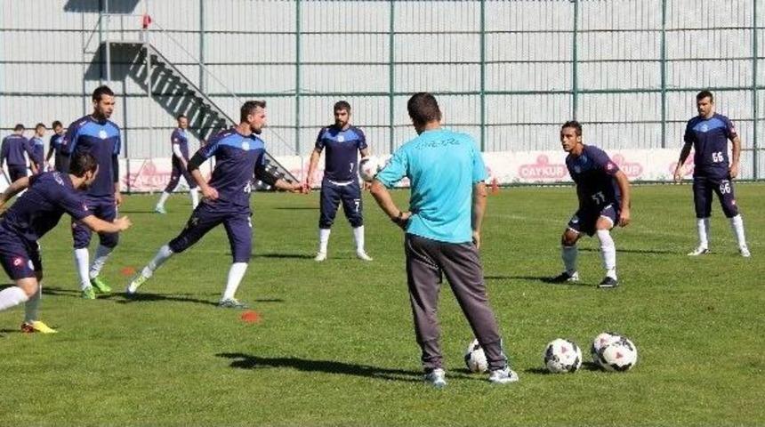 &Ccedil;aykur Rizespor Beşiktaş Ma&ccedil;ını D&uuml;ş&uuml;n&uuml;yor