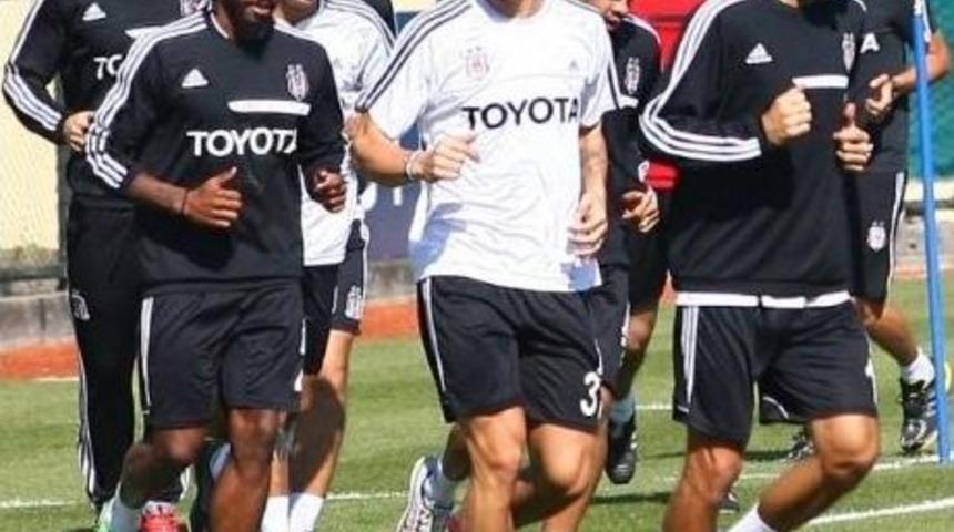 Beşiktaş, &Ccedil;aykur Rizepor Ma&ccedil;ı Hazırlıklarını S&uuml;rd&uuml;r&uuml;yor
