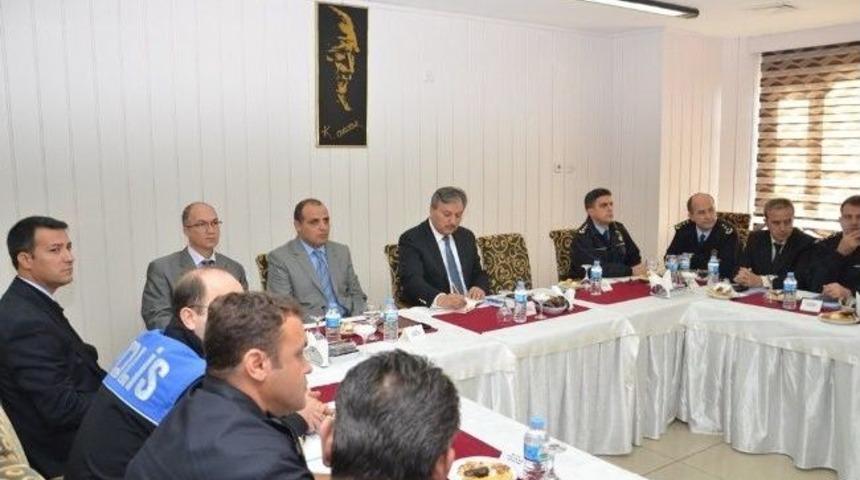 Aylık Değerlendirme Toplantısı Yapıldı