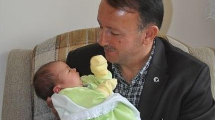 Başkan Karabalık Bebek Ziyaretlerine Devam Ediyor