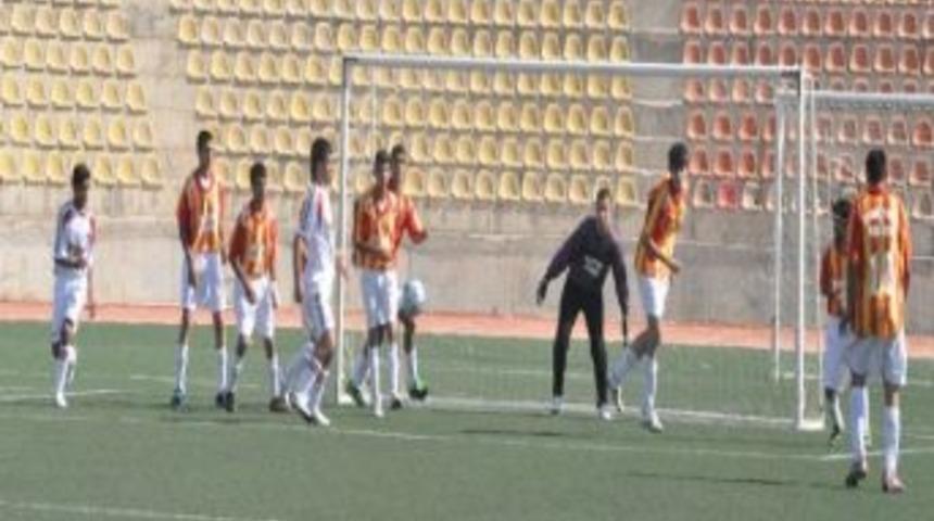 &Ouml;zel Sporcular Futbol Ligi