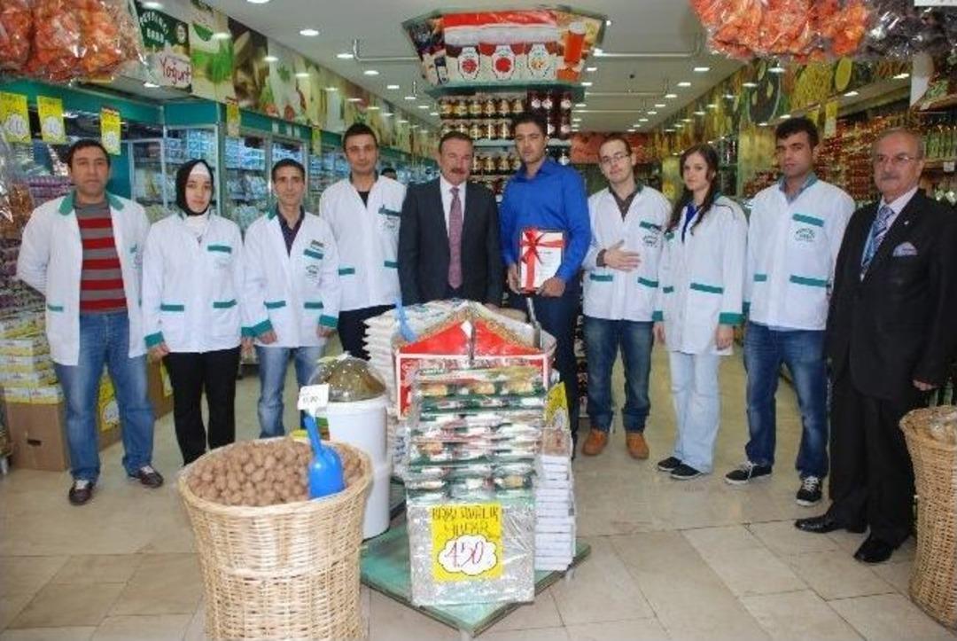 İzmit&rsquo;te &Ouml;rnek İşyeri Sayısı Artıyor