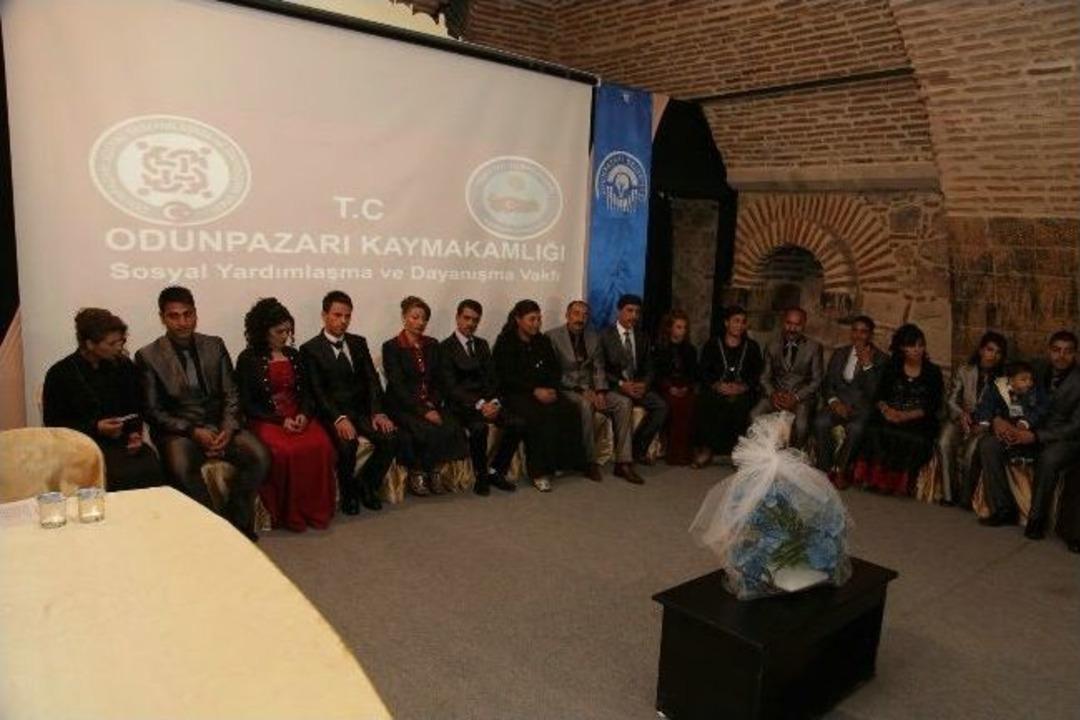 Eskişehir&rsquo;de &lsquo;resmen Evleniyoruz&rsquo; Projesi