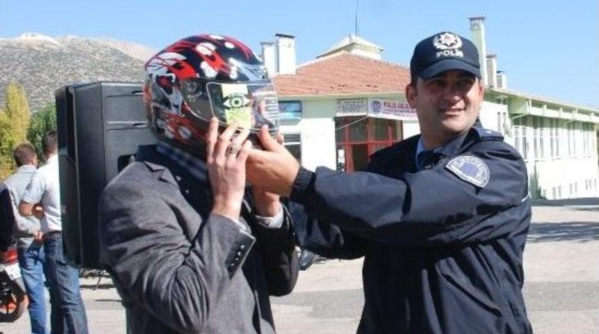 Emniyetten Bedava Kask