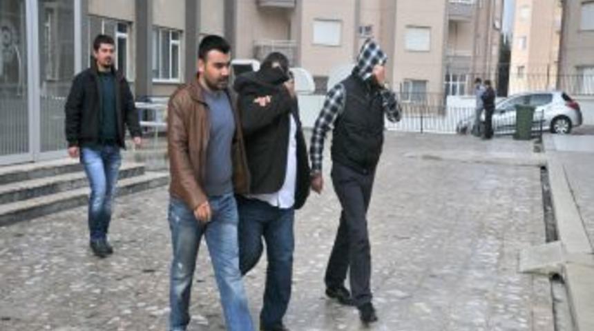 3 Ilde Yapılan Tefecilik Operasyonunda 6 Kişi Tutuklandı