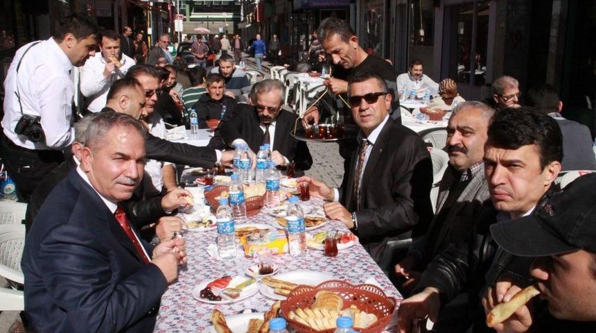 Başkan Demirtaş: Adam Kayırmacılık Hizmetlere Engel Oluyor