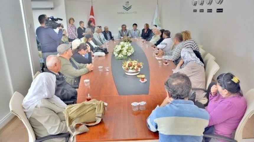 İzmirli Engellilerden Başkan Uygur&rsquo;a Destek