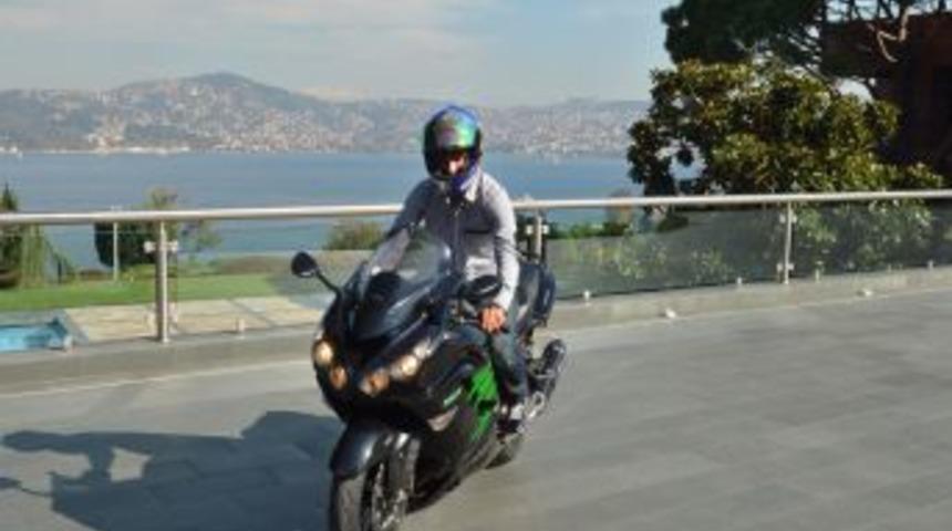 Cumhurbaşkanı G&uuml;l, Kenan Sofuoğlu&rsquo;nu Kabul Etti