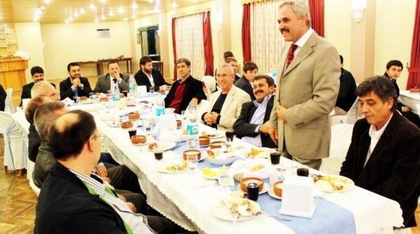 Edremit &Uuml;lk&uuml; Ocakları, Dayanışma Yemeğinde Buluştu