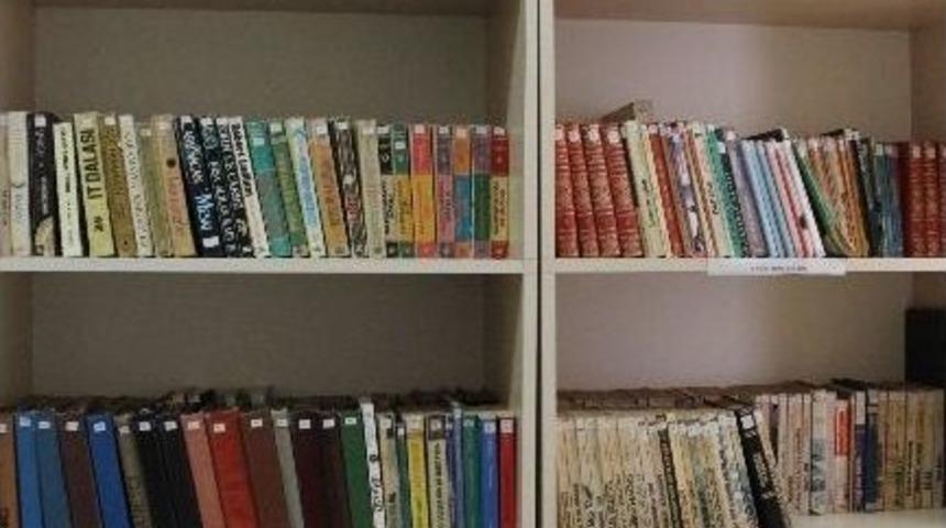 Kadem K&uuml;t&uuml;phanesi Ve Kadem &Ccedil;ocuk Oyun K&ouml;şesi A&ccedil;ıldı