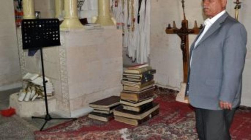 Midyat'ta Kilise Soyguncuları Bulunamıyor