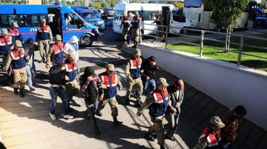 Yasadışı Bahis Oynatan &Ccedil;ete &Uuml;yeleri Adliyede