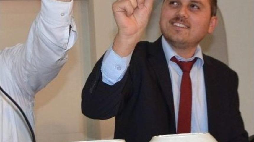 Alınacak 300 Hademe İ&ccedil;in 2 Bin Kişi M&uuml;racaat Etti