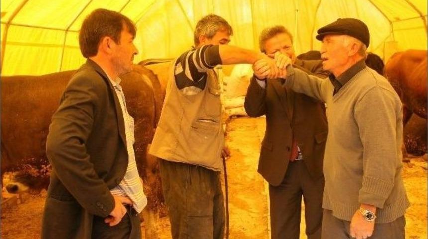 Yozgat Belediye Başkanı Yusuf Başer Kurban Pazarını Gezdi