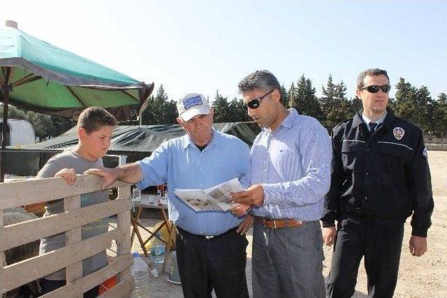 &Ccedil;eşme Polisi&rsquo;nden Esnafa Sahte Para Uyarısı 2