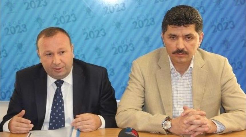 Ak Parti&rsquo;nin İlk Aday Adayı &Ouml;zg&uuml;r Ulupınar