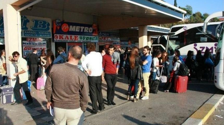 Harem Otogarı&rsquo;nda Bayram Yoğunluğu