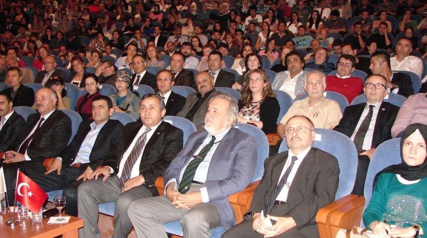 Prof. Ortaylı: Yeni D&uuml;nya &Ccedil;izmek, Salahiyetiniz Ve Iktidarınız Yok