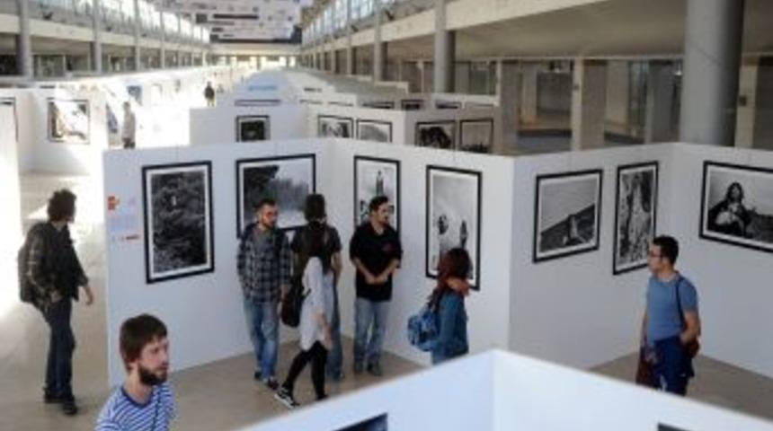 İki Bin Fotoğrafın Bulunduğu Dev Sergi 21 Ekim'e Kadar A&ccedil;ık