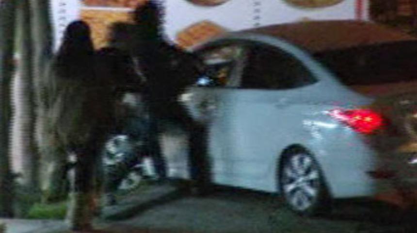 Beylikd&uuml;z&uuml;&rsquo;nde sokak ortasında &ouml;ld&uuml;resiye dayak kamerada