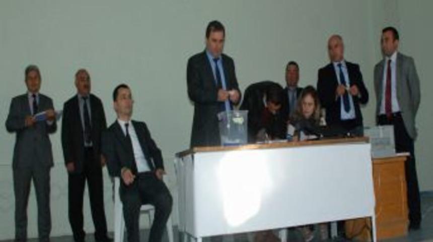 Kaymakamlıkta &Ccedil;alışacak 7 Kişi Kura Ile Belirlendi