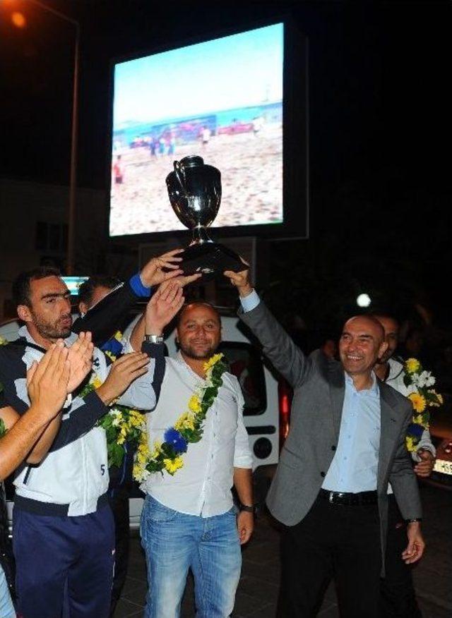 Sakin Şehirde Şampiyonluk Coşkusu 3