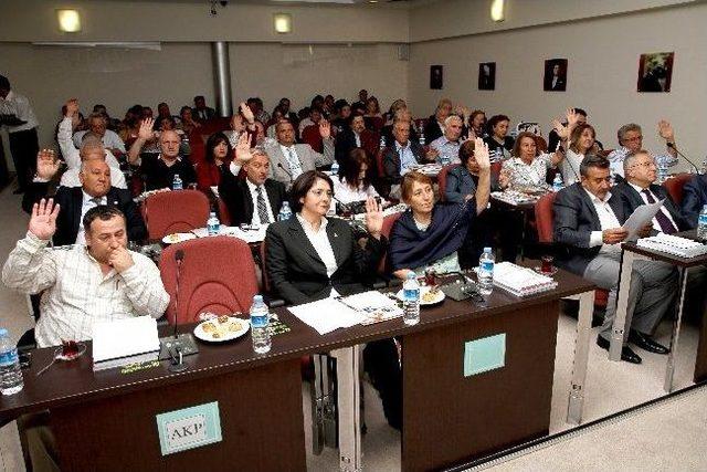 Karşıyaka Belediyesi’nin Bütçesi 176 Milyon Oldu